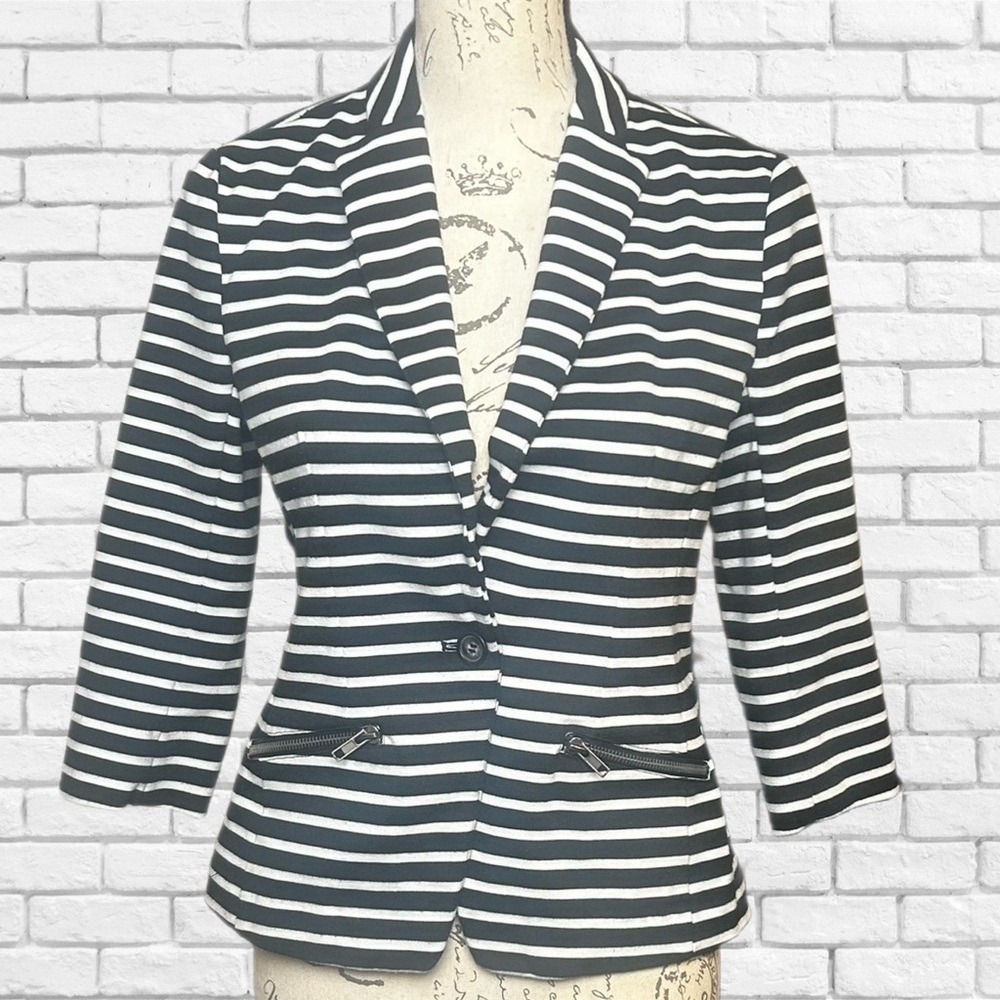 Christian Siriano Runway Style Black White Striped Blazer 3/4 Sleeve SCCS4002 S - Picture 2 of 7